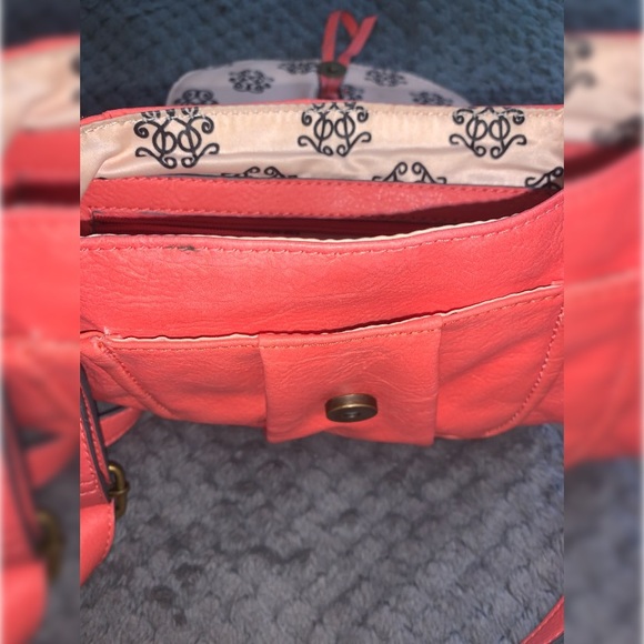 Jessica Simpson purse - Picture 9 of 10